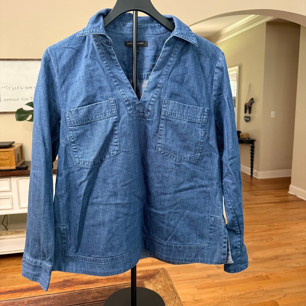 Banana Republic Womens LS Denim Popov Medium Wash Blue Cotton Shirt M Classic